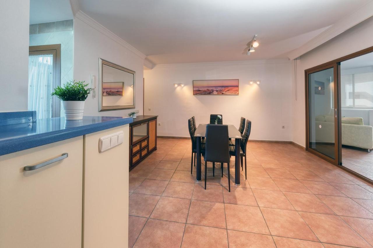 Casa Elin-Shared Pool, Fast Wifi Villa Costa Teguise Exterior photo